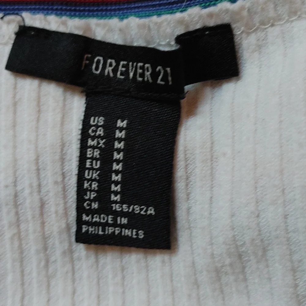 Forever 21 halter top - Picture 4 of 4